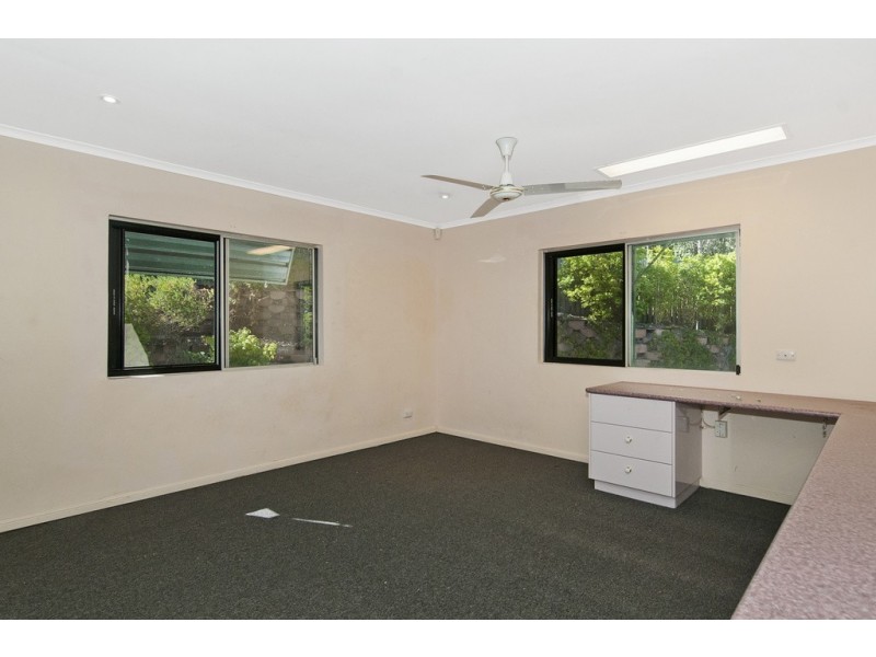52 Needham Road, Luscombe QLD 4207