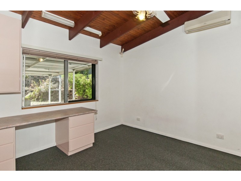 52 Needham Road, Luscombe QLD 4207