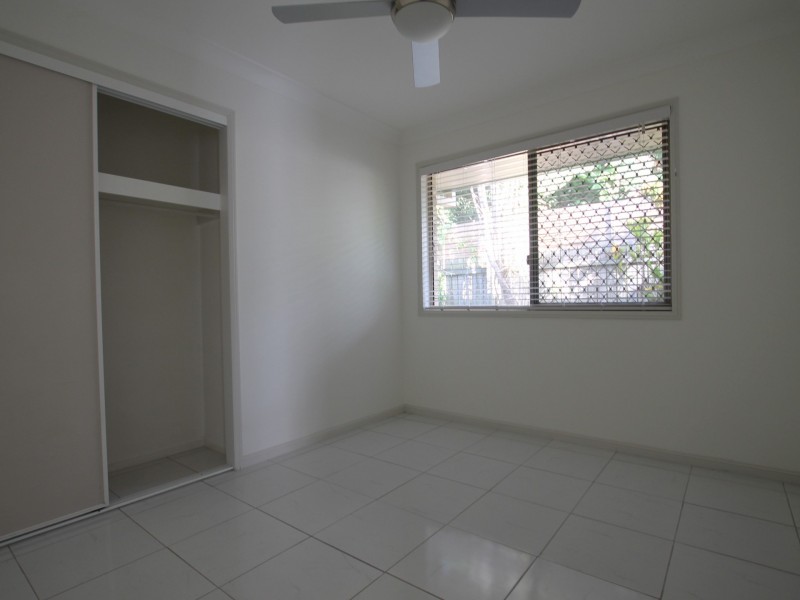 8 McKinley Street, Eagleby QLD 4207