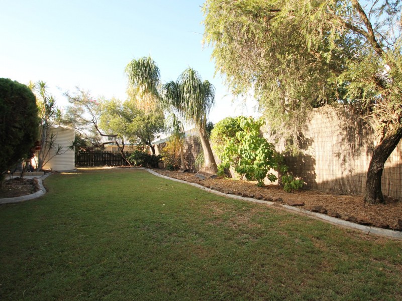 8 McKinley Street, Eagleby QLD 4207
