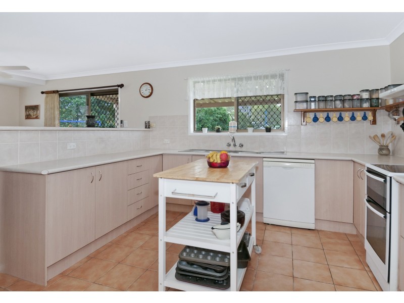 5 Fisher Court, Bethania QLD 4205