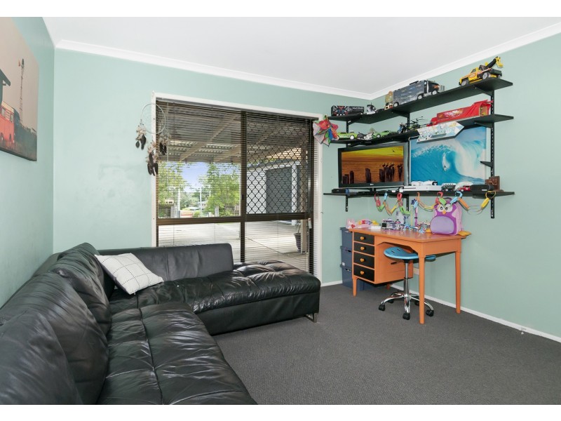 5 Fisher Court, Bethania QLD 4205