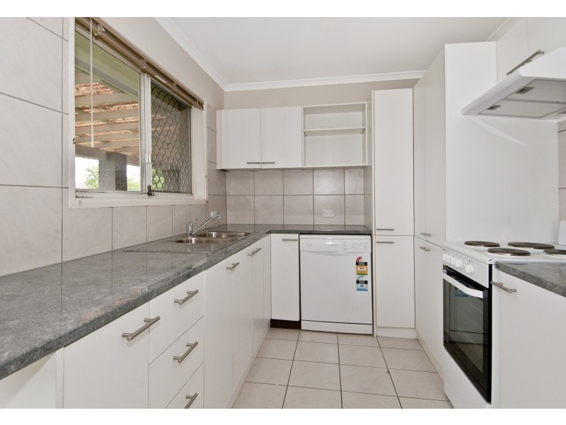 11 Vermont Crescent, Mount Warren Park QLD 4207