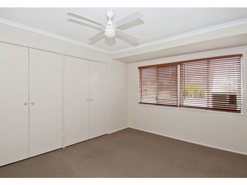 11 Vermont Crescent, Mount Warren Park QLD 4207