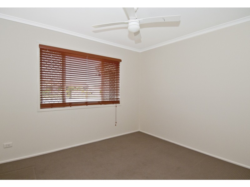 11 Vermont Crescent, Mount Warren Park QLD 4207