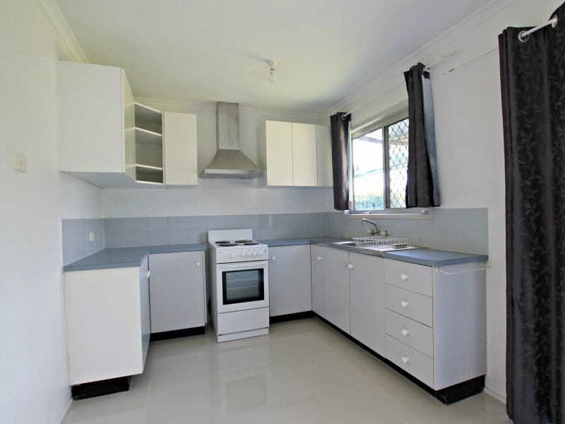 37 Bedford Cres, Eagleby QLD 4207