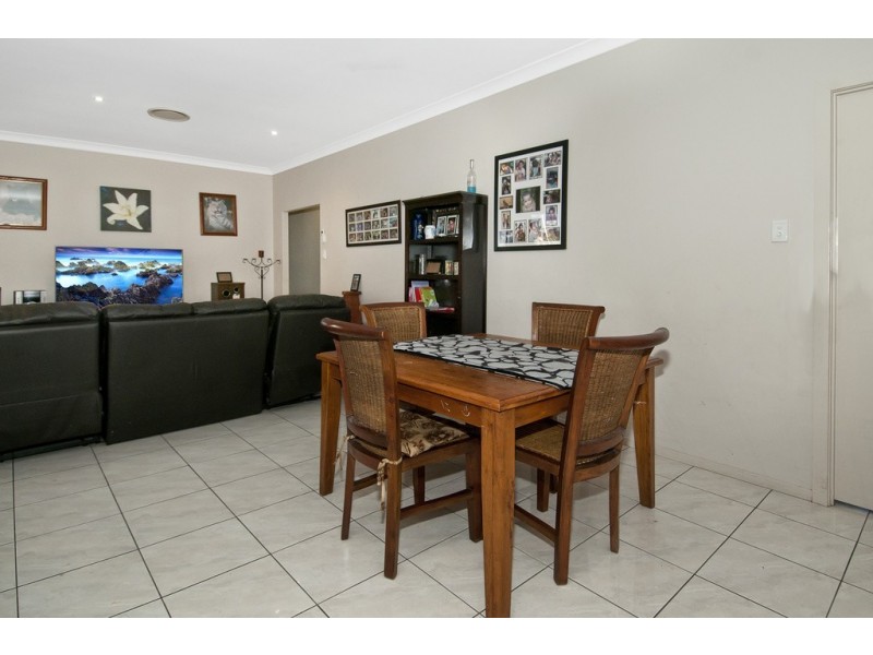 24 Carnarvon Crescent, Waterford QLD 4133