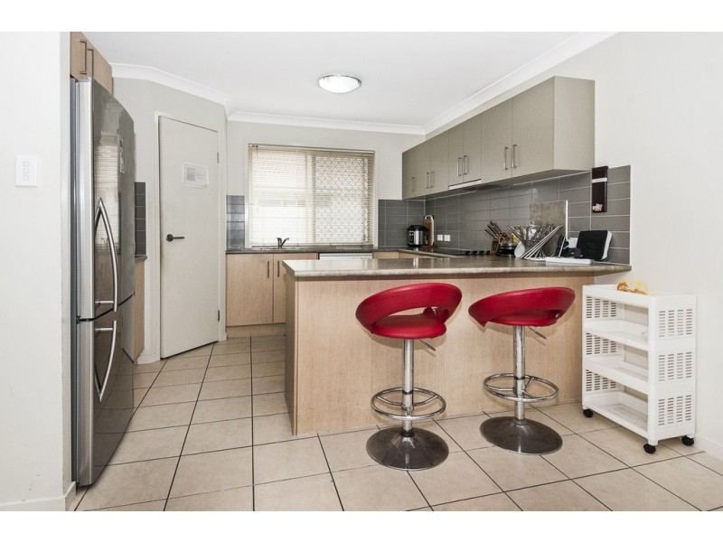 13 Sandpiper Circuit, Eagleby QLD 4207