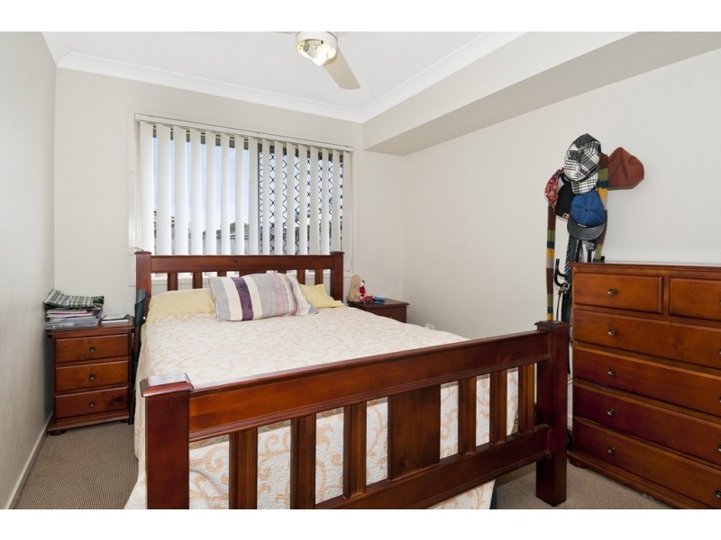 13 Sandpiper Circuit, Eagleby QLD 4207