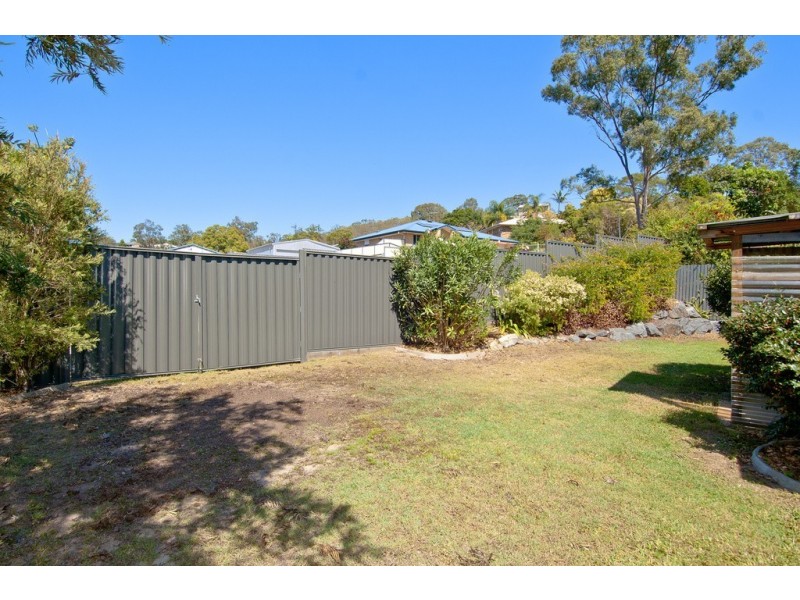 3 Duesbury Crescent, Edens Landing QLD 4207