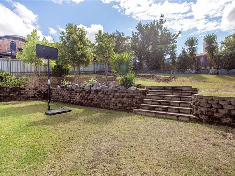 65 Kummara Road, Edens Landing QLD 4207