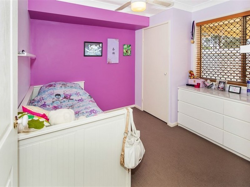 65 Kummara Road, Edens Landing QLD 4207