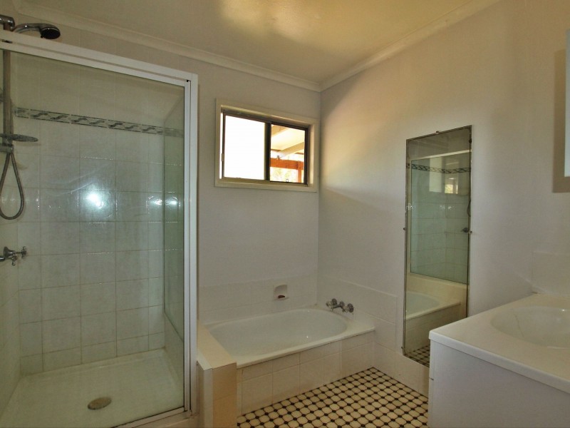 98 Adelaide Circuit, Beenleigh QLD 4207