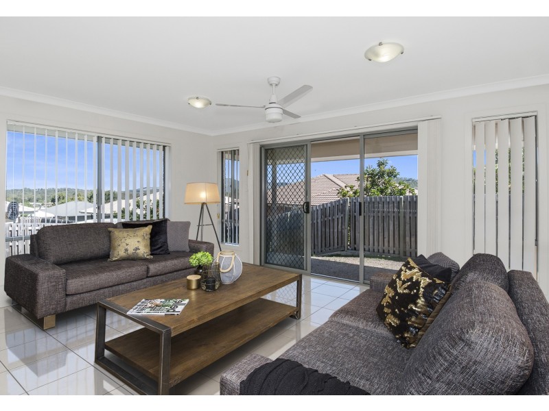 42 Summit Parade, Bahrs Scrub QLD 4207