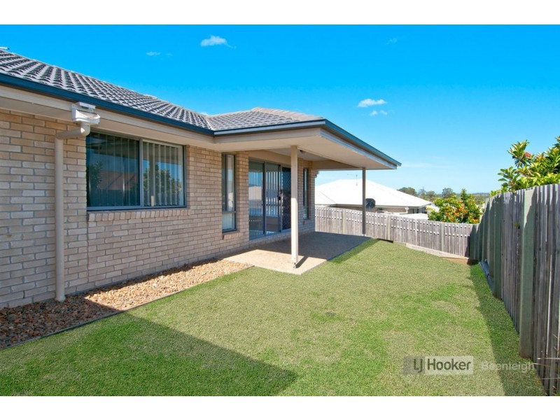 42 Summit Parade, Bahrs Scrub QLD 4207