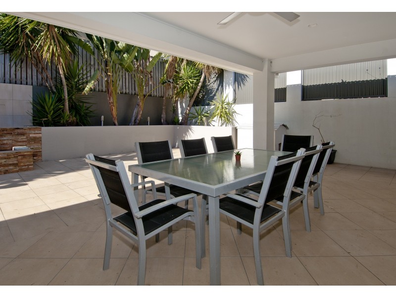 4 Mossman Pde, Waterford QLD 4133