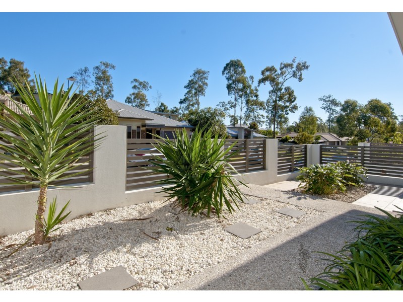 4 Mossman Pde, Waterford QLD 4133