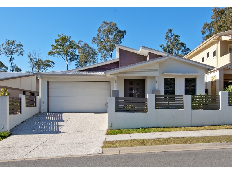 4 Mossman Pde, Waterford QLD 4133