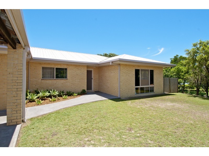 1 Chatfield Street, Edens Landing QLD 4207