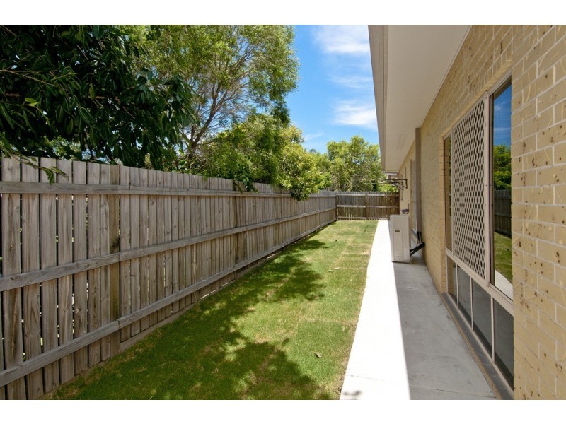 1 Chatfield Street, Edens Landing QLD 4207