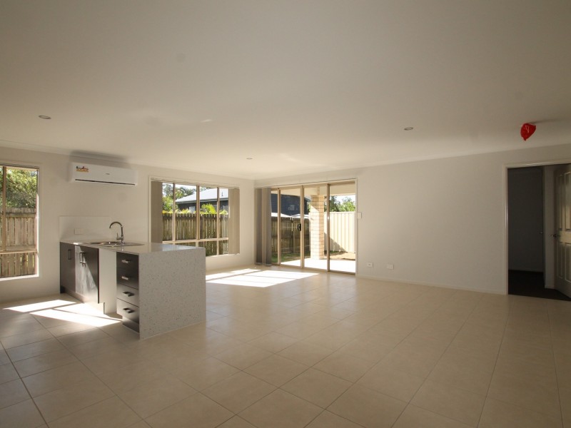 12a Manfred Street, Eagleby QLD 4207