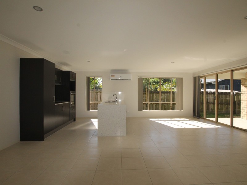 12a Manfred Street, Eagleby QLD 4207