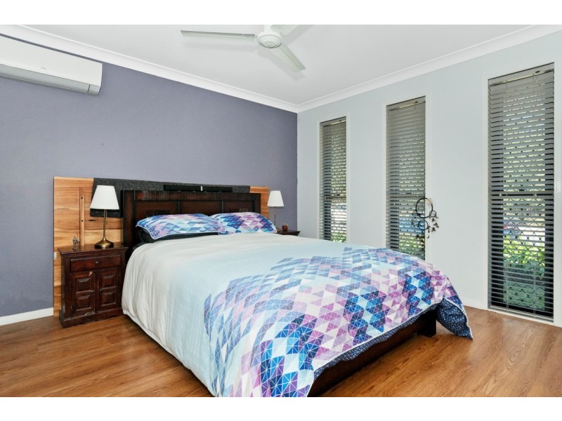 37 Ravensbourne Circuit, Waterford QLD 4133