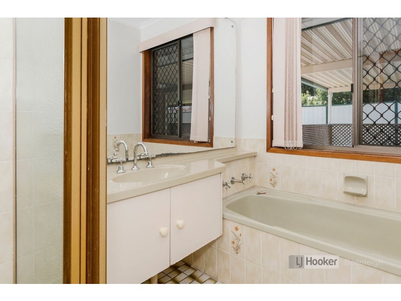 4 Biotite St, Bethania QLD 4205