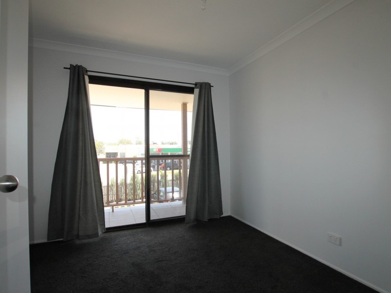 10/2 Bishop Street, Eagleby QLD 4207