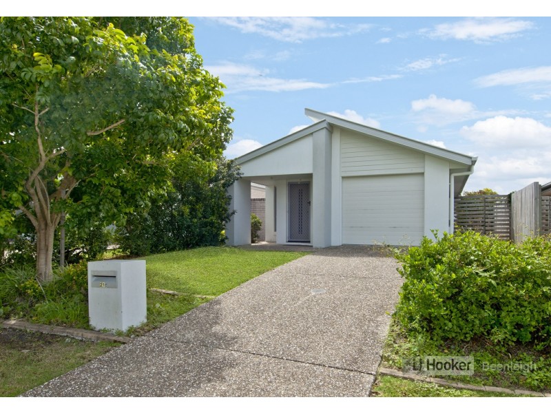 21B Oakvale Avenue, Holmview QLD 4207