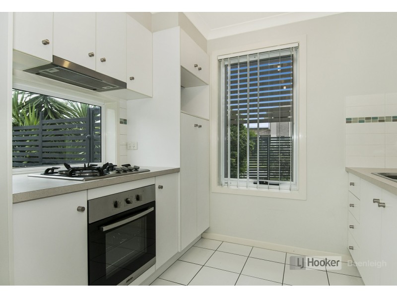 48 Wyndham Circuit, Holmview QLD 4207