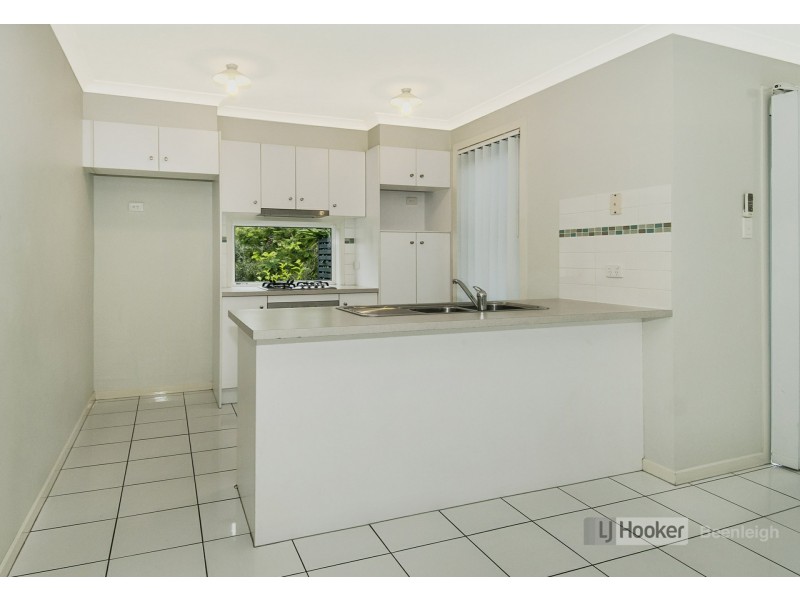 48 Wyndham Circuit, Holmview QLD 4207