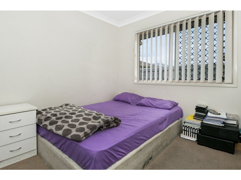 13 Sandpiper Cct, Eagleby QLD 4207