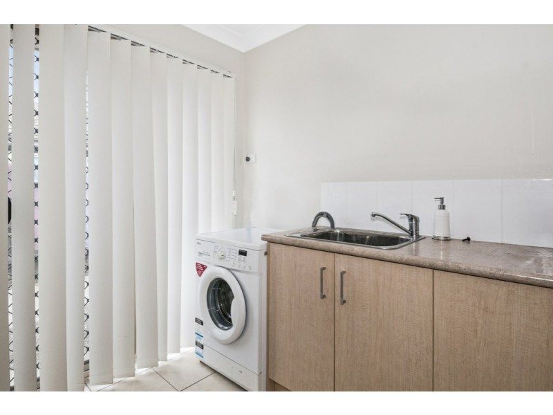 13 Sandpiper Cct, Eagleby QLD 4207