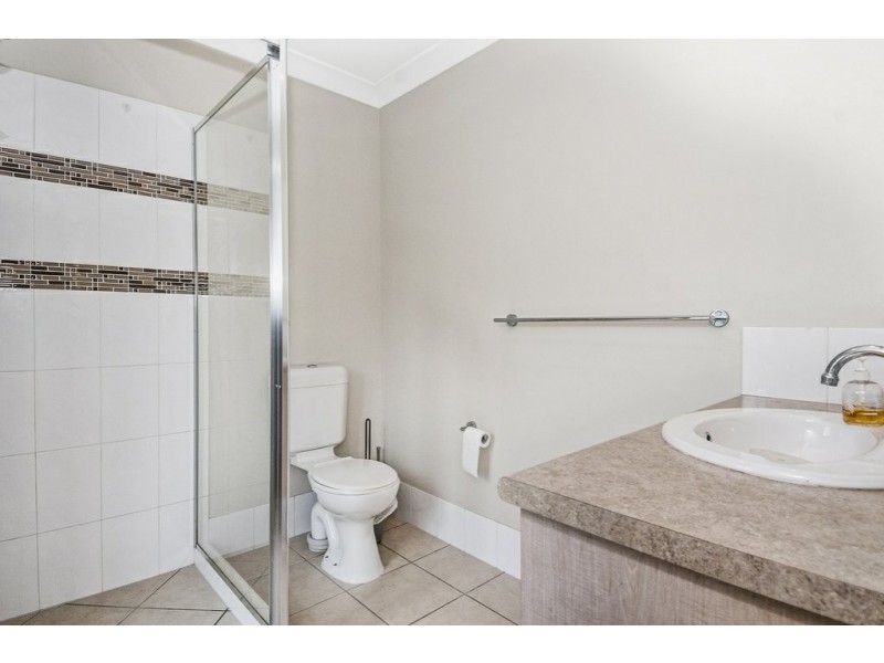 13 Sandpiper Cct, Eagleby QLD 4207