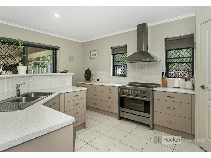 118 Sanctuary Parkway, Waterford QLD 4133