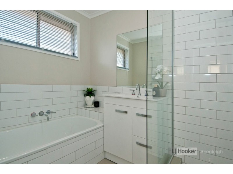 18 Stoten Street, Eagleby QLD 4207