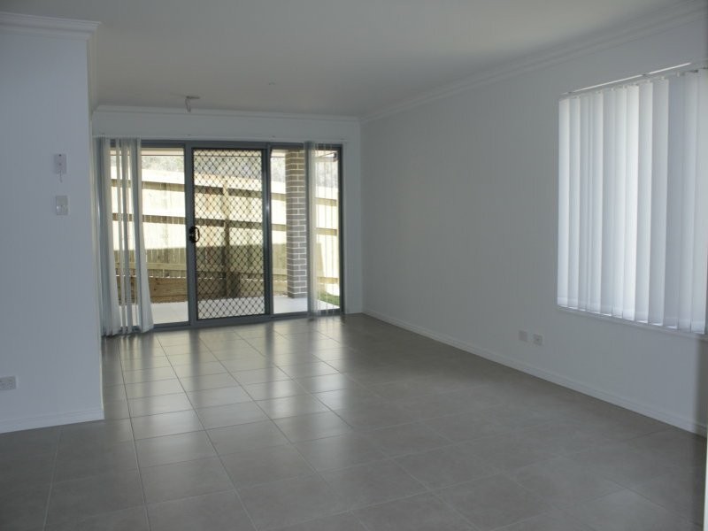 20 Ravensbourne Cct, Waterford QLD 4133