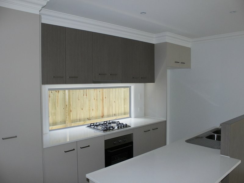 20 Ravensbourne Cct, Waterford QLD 4133