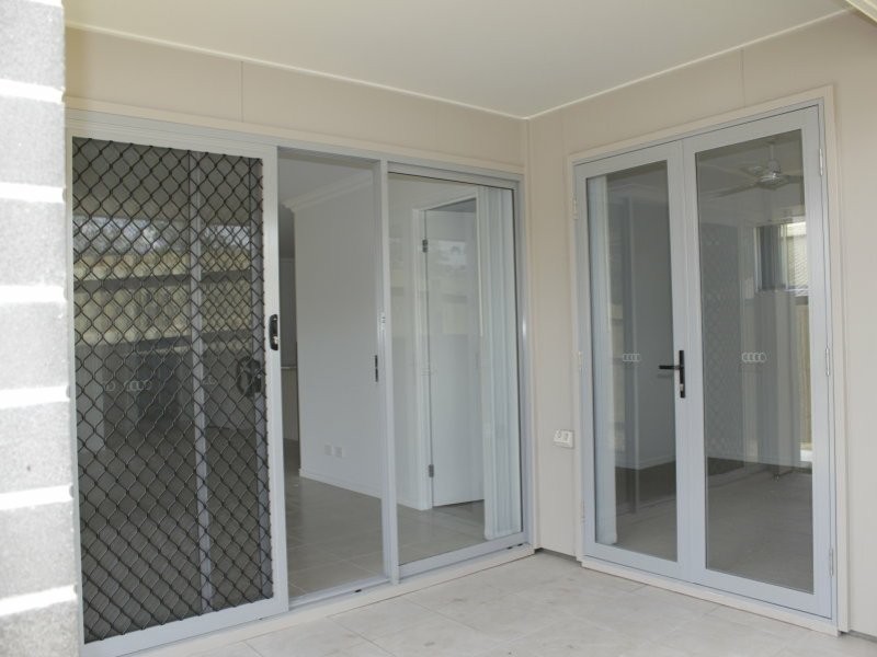 20 Ravensbourne Cct, Waterford QLD 4133