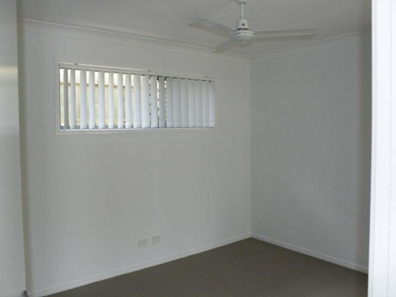 20 Ravensbourne Cct, Waterford QLD 4133