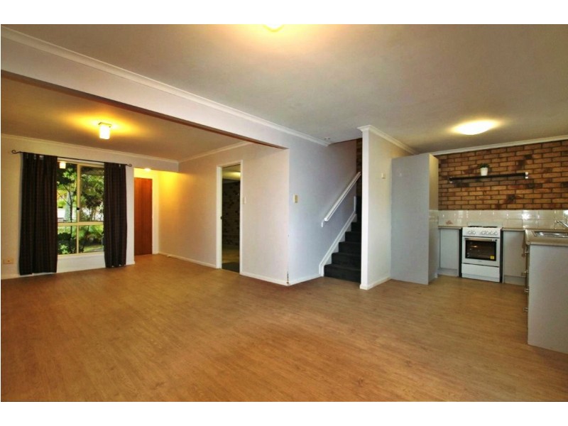Unit 5/112 Overland Drive, Edens Landing QLD 4207