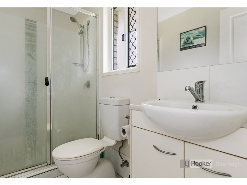 6 Breezeway Drive, Bahrs Scrub QLD 4207
