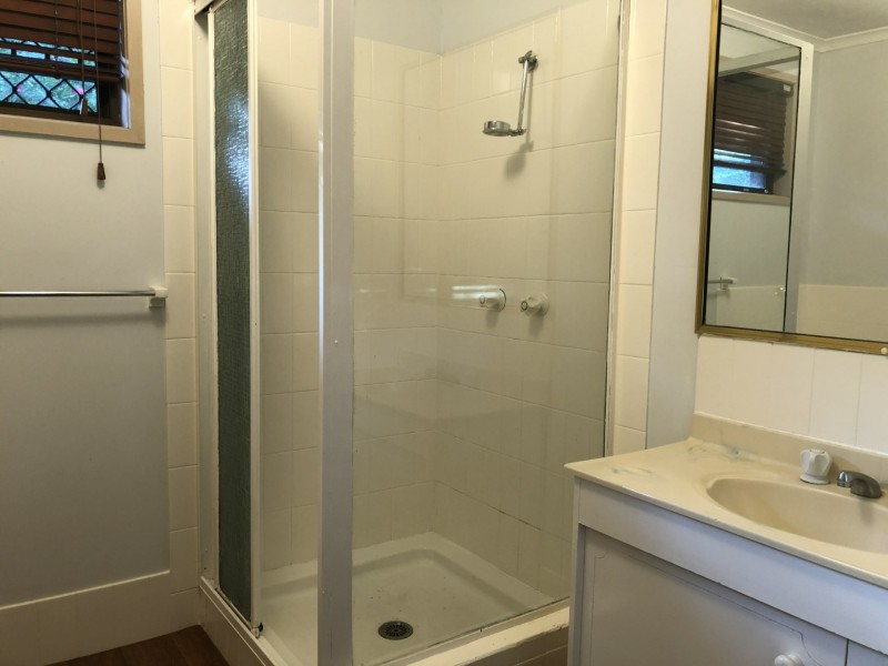 54 Avonmore Street, Edens Landing QLD 4207