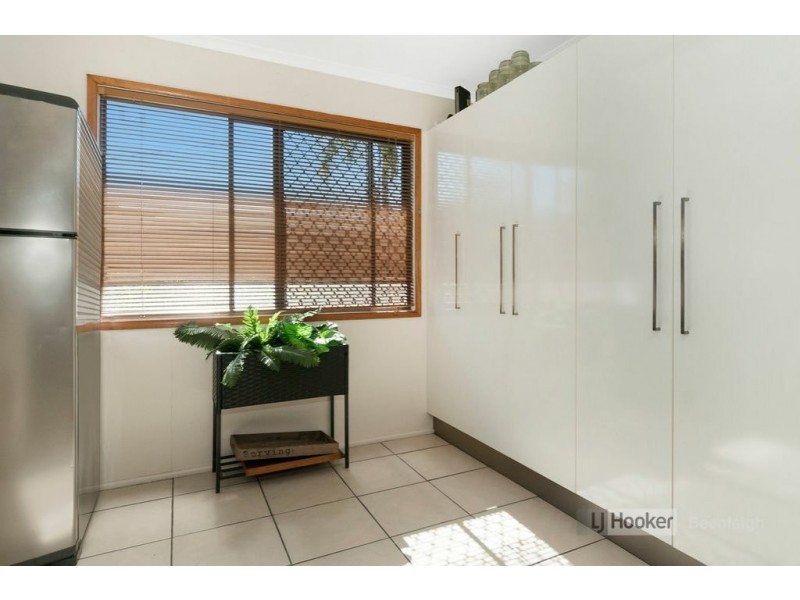 8 Emerald Street, Marsden QLD 4132