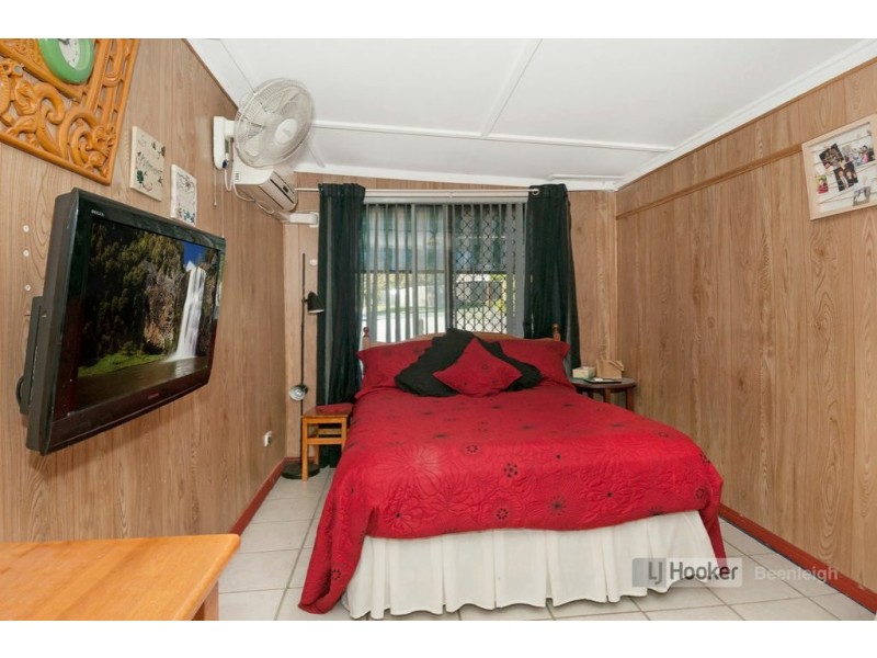 8 Emerald Street, Marsden QLD 4132