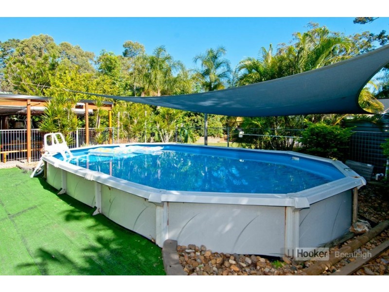 8 Emerald Street, Marsden QLD 4132