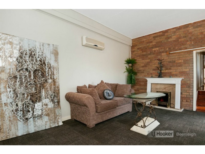 19 Jarvis Street, Holmview QLD 4207