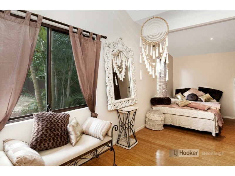 19 Jarvis Street, Holmview QLD 4207