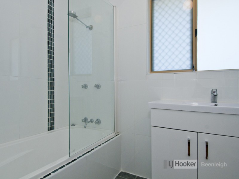 14 Reeman Court, Eagleby QLD 4207